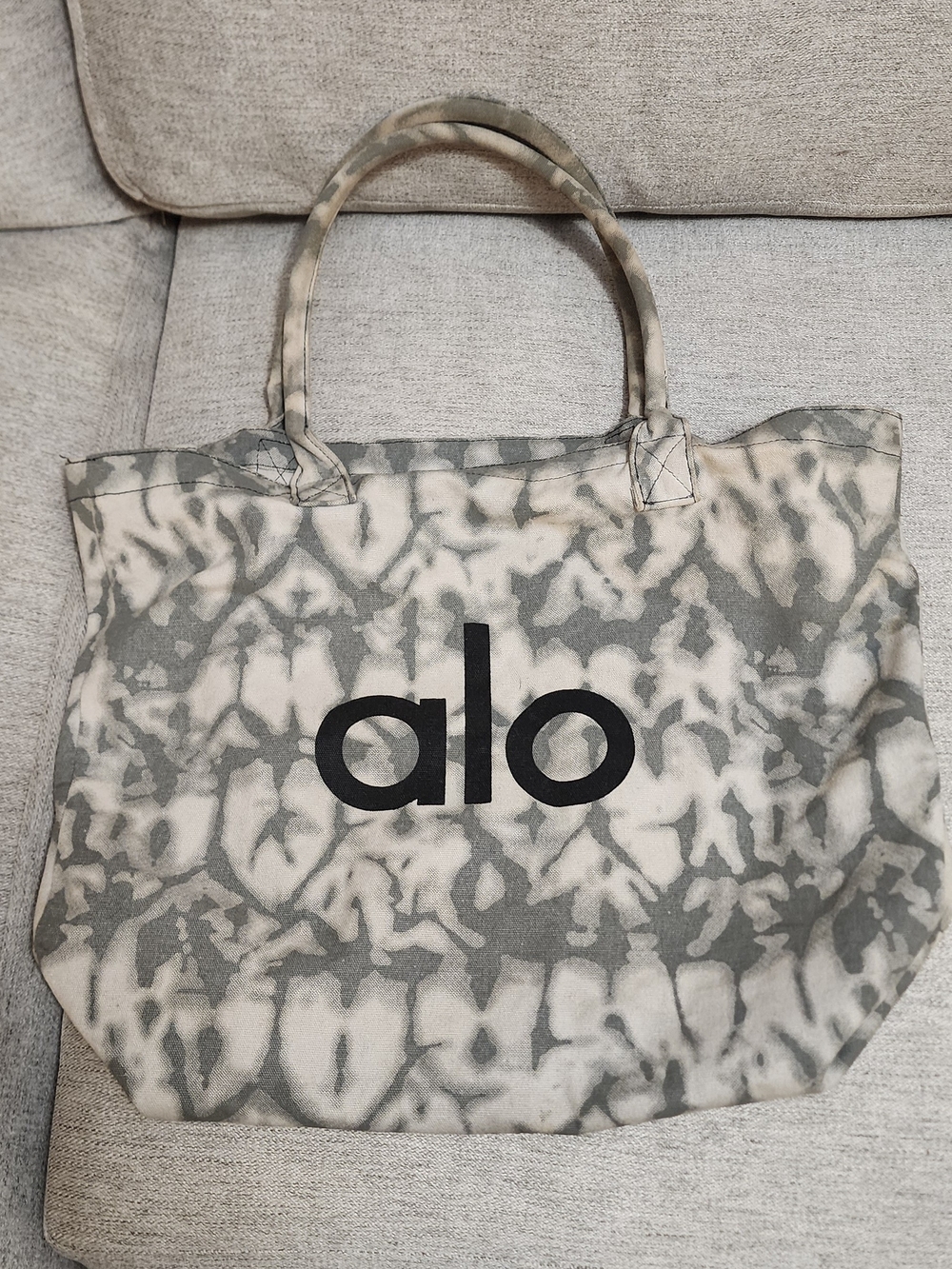 ALO Yoga Gray and Cream Tie-Dye Canvas Tote